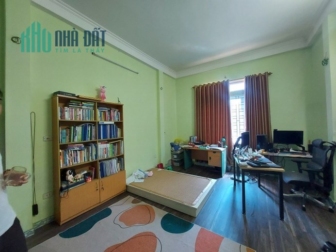 Nhà Đẹp dân xây phố Vũ Xuân Thiều, ngõ ô tô, DT 70m2 x 3T, MT 4.3m,  nhỉnh 8 tỷ