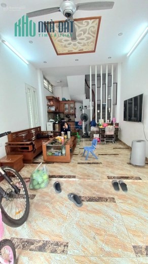 Bán nhanh nhà chính chủ, phố Nam Dư, ngõ thông, lô góc, ô tô vào nhà, DT 38/45m2x5T, giá 4,85 tỷ