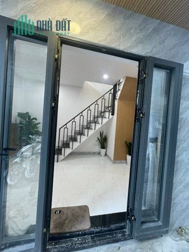 ♪Nhà Lý Thái Tổ, kiệt thông, gần đường, sổ hồng, nhỉnh 1 tỷ