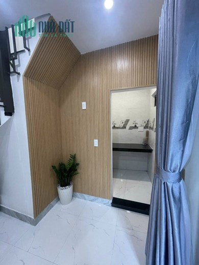♪Nhà Lý Thái Tổ, kiệt thông, gần đường, sổ hồng, nhỉnh 1 tỷ
