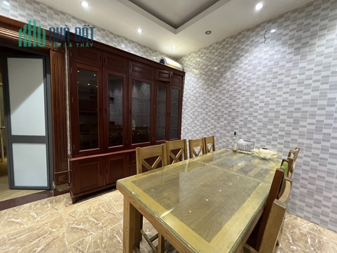 Cho thuê nhà 5 tầng,có thể thuê TÁCH LẺ tầng 1,nhà A40-TT9 Nguyễn Khuyến,Văn Quán,Hà Đông