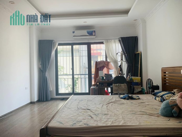 MỘT NHÀ RA PHỐ 5 TẦNG MỚI FULL 100% NỘI THẤT XỊN MẶT TIỀN 4M ĐẠI TỪ HOÀNG MAI