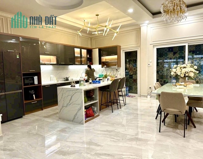 BÁN BIỆT THỰ TT QUẬN 1, DT 115m, NỞ HẬU - NGANG KHỦNG 6.5m - 5 TẦNG ĐẸP HƠN HÌNH  CHỈ 2x TỶ