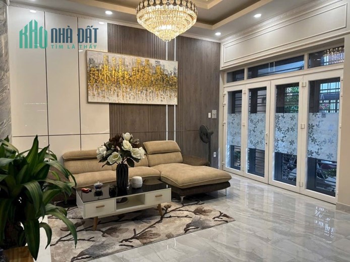 Bán Nhà Chính Chủ HXH đường Hai Bà Trưng - Quận 1 - 5Tầng - 125m2- Gía Chỉ 2x.Tỷ TL.