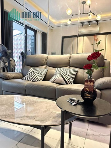 Duy nhất căn 2MT trước sau Trường Chinh,P4, 4x15m, 4 lầu giá 13.5 tỷ TL