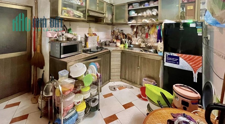 BÁN GẤP NHÀ 5 TẦNG - HOÀNG QUỐC VIỆT – NHÀ RỘNG, DÂN XÂY - GẦN PHỐ – 76M2, 7.9 TỶ
