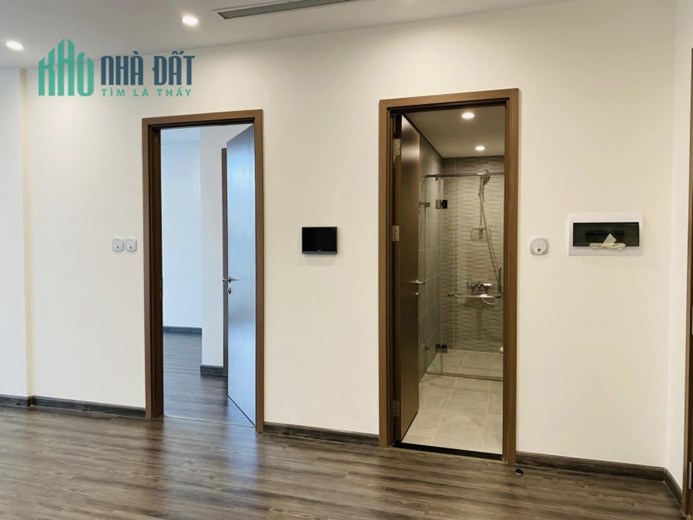 BÁN NHÀ MẶT PHỐ CẦU GIẤY - 6 TẦNG THANG MÁY - KINH DOANH ĐỈNH - Ô TÔ ĐỖ CỬA - 37M2 GIÁ CHÀO 8.6 TỶ.