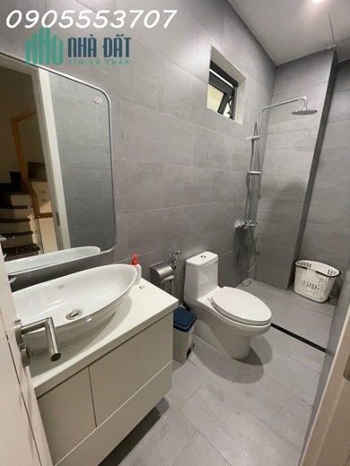 Nhà Mặt Phố 2 tầng đang cho thuê 7 triệu - gần Đại Học Kinh Tế Đà Nẵng, Ngũ Hành Sơn, ĐN - Giá đầu