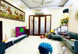 NHÀ 2,5 TẦNG - 45M2 - 2 MẶT THOÁNG * Ô TÔ ĐỖ CỬA CHỈ 2,x TỶ NGAY CHÂN CẦU NHẬT TÂN, VĨNH NGỌC, ĐÔNG