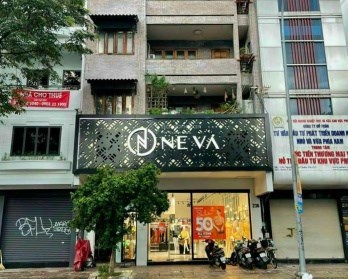 Y.24 tỷ có ngay nhà 3 lầu DT 8x18. CN 144m2 MT Bàu Cát, P14, TB