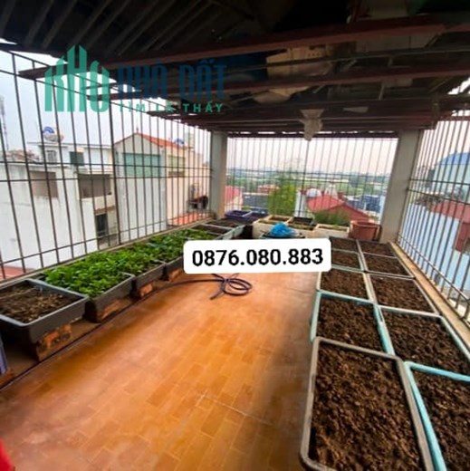 NHÀ 5 TẦNG - 40M2 - 2,X TỶ -Ô TÔ ĐỖ CỬA CHỈ 2,x TỶ THỊ TRẤN ĐÔNG ANH