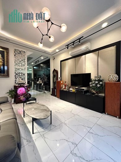 Chỉ 14 tỷ sở hữu ngay MT đường Ba Vân, thang máy, full nội thất 4x14m, 5 lầu