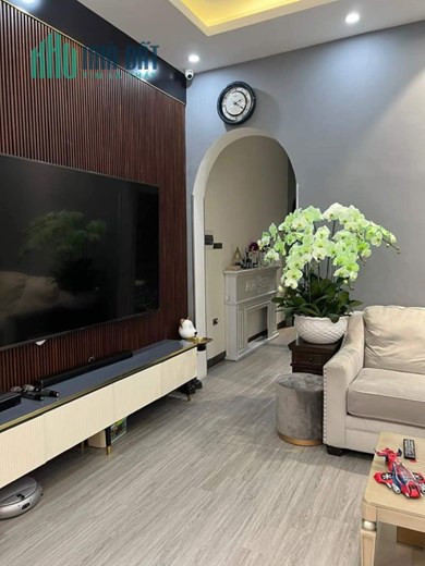 Bán nhà phân lô Sài Đồng, Long Biên, 70m, MT 5m, ô tô, 6 tỷ 7