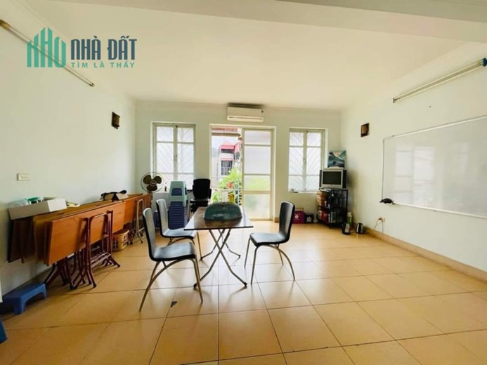Bán Nhà 2 Mặt Thoáng, 5p ra Hồ Gươm phố Tăng Bạt Hổ DT 45mx5T, MT rộng