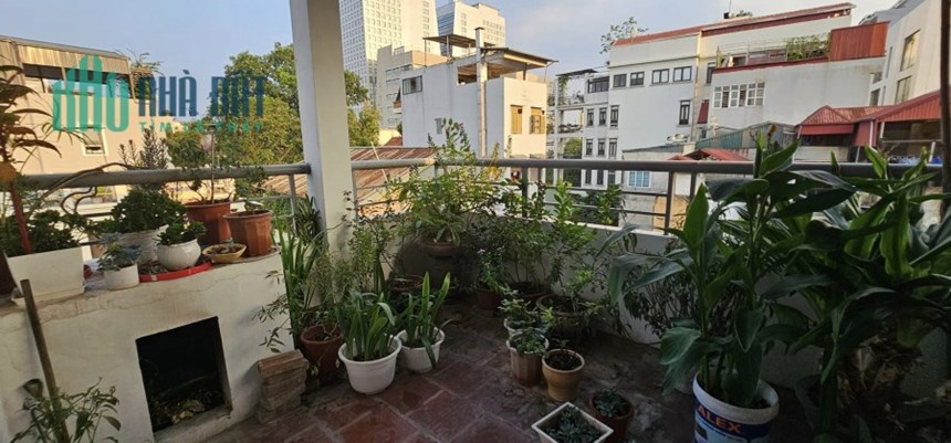 Bán Nhà 2 Mặt Thoáng, 5p ra Hồ Gươm phố Tăng Bạt Hổ DT 45mx5T, MT rộng