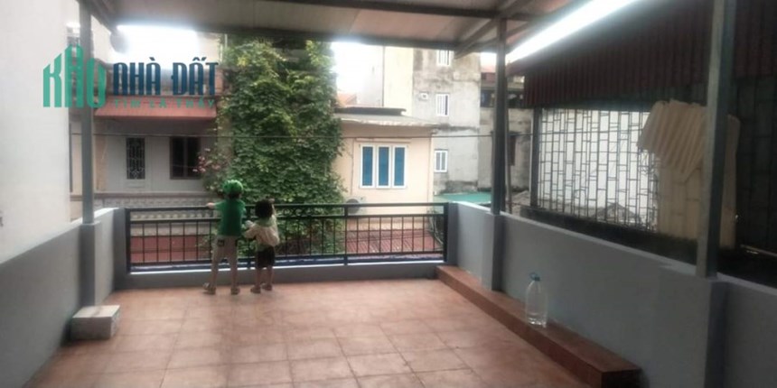Chính chủ có nhu cầu bán nhà mặt ngõ 130 Ngọc Thụy. Diện tích 85m