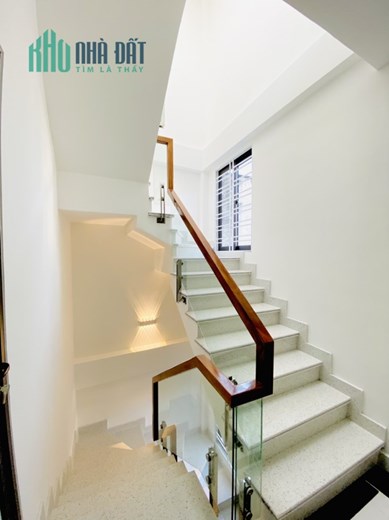 Bán 2 căn liền nhau xây mới Miếu Hai Xã, 66m 4 tầng GIÁ 3.35 tỉ ngõ cực nông