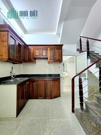 Bán nhà phố Ngô Gia Tự, 44m 2 tầng GIÁ 1.78 tỉ ngay Cầu Rào và Lạch Tray
