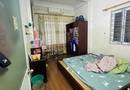 Bán nhà mặt đường Đông Khê, 36m 3 tầng GIÁ 4.05 tỉ kinh doanh sầm uất