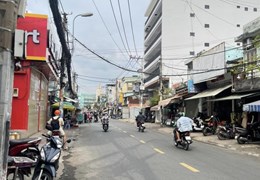 Siêu Phẩm, Bán nhà mặt tiền đường Linh Trung, Thủ Đức, DT 92M2, 4T, Giá Chỉ 9,2 Tỷ Ngay chợ Linh