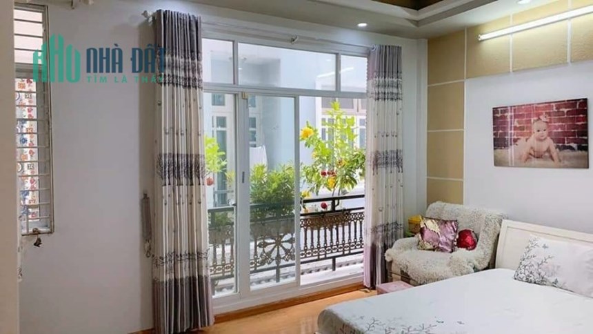 Bán nhà gấp nhà 57.6m2 đường Phan Văn Hớn quận 12 chia Gia Tài cho con.
