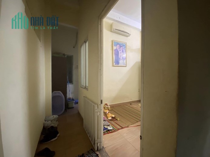 ♪ Nhà Mặt Tiền Đống Đa, đoạn gần Chợ Kinh Doanh, 50m2, 4 tầng, 9.x  tỷ