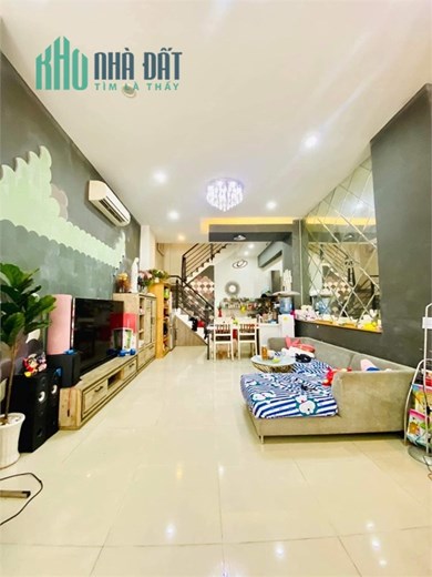 Đối diện Emart 2 Phan Huy Ích, Gò Vấp – Đường 7m, 64m2, 3 tầng, 6.7 tỷ