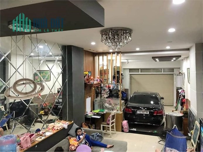 Đối diện Emart 2 Phan Huy Ích, Gò Vấp – Đường 7m, 64m2, 3 tầng, 6.7 tỷ