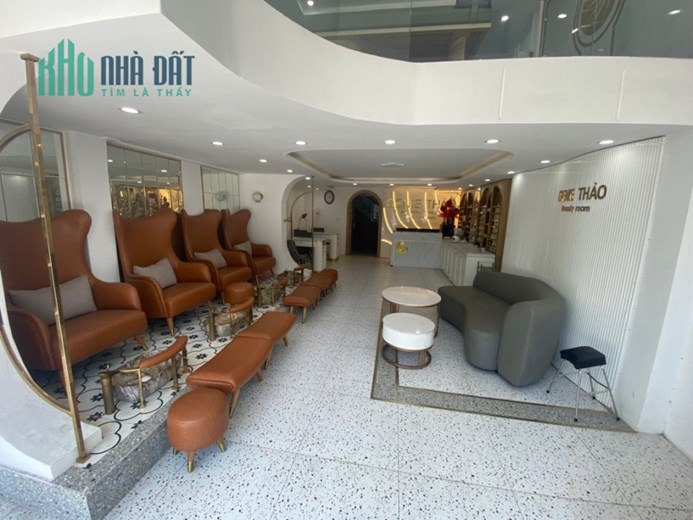 BÁN NHÀ MẶT TIỀN ĐỐNG ĐA 5 TẦNG VỪA Ở VỪA KINH FULL NỘI THẤT , THANH MÁY GIÁ NHÍCH 16TY