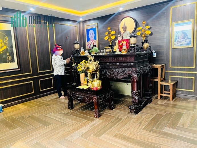 BÁN NHÀ MẶT TIỀN ĐỐNG ĐA 5 TẦNG VỪA Ở VỪA KINH FULL NỘI THẤT , THANH MÁY GIÁ NHÍCH 16TY