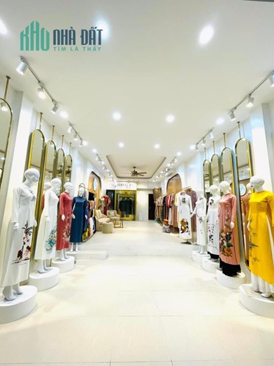 BÁN NHÀ VỊ TRÍ SIÊU ĐẸP, KINH DOANH KHỦNG, THANG MÁY, VỈA HÈ, Ô TÔ TRÁNH PHỐ NGUYÊN HỒNG.