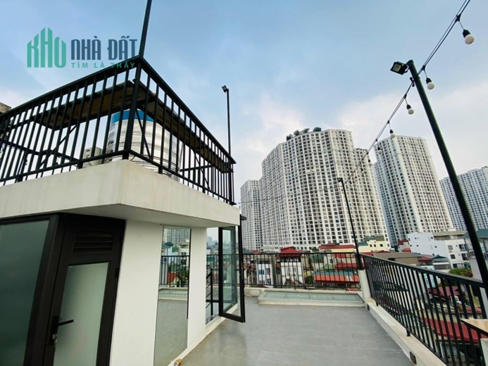 💥Tòa VP mặt phố Cự Lộc 100m2, 8T, Doanh thu 1 tỷ/năm, Thang máy, View hồ, 24.8 tỷ💥