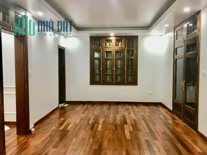 Bán Căn Biệt Thự Pháp Vân - Hoàng Mai 301/320m2 x 3 tầng, căn góc, mặt tiền quyền lực, ở sướng,
