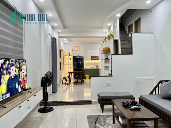 Bán gấp nhà đẹp 1/  hẻm 7m Tân Sơn Nhì quận Tân phú 4,1 x 12 -2T chỉ 5,2 tỷ TL