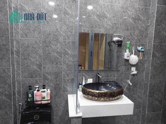 Bán Gấp Nhà Nguyễn Duy Trinh, Quận 9, Chủ giảm giá từ 6 tỷ xuống 5,2 tỷ, nội thất đẹp,SHR