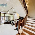 Nhà đẹp tại Mậu Lương Kiến Hưng Hà Đông, Đông Nam mát mẻ.