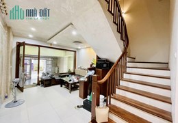 Nhà đẹp tại Mậu Lương Kiến Hưng Hà Đông, Đông Nam mát mẻ.