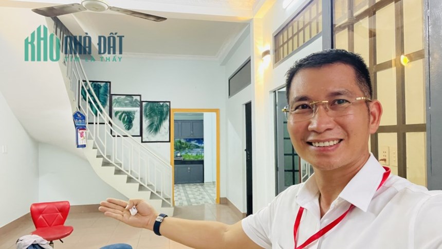 Chủ hạ giá 6ty bán còn 5,6 tỷ Nhà phố Dĩ An, Bình Dương, SHR, DT 254m, Sân đậu ô tô