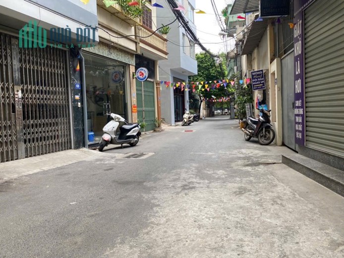 BÁN NHÀ  140 TRẦN PHÚ - Ô TÔ, KINH DOANH - DTSD 39M x 5t, MT5.4M