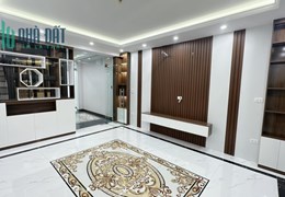 Ngô Gia Tự, Long Biên nhà đẹp lung linh, oto tránh, rộng 60m2x 5t thang máy, 8 tỷ 3