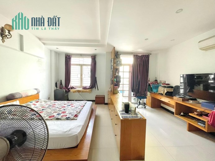 Bán nhà Biệt thự Lam Sơn  - Nguyễn Văn Đậu, Phú Nhuận, DT: 13x17m, 3 T -6PN, 36 tỷ.