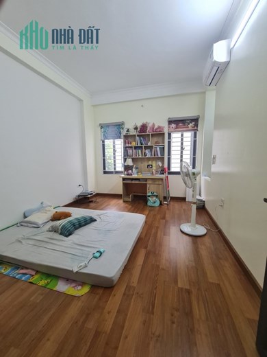 Bán nhà 3 tầng khu A Nam Đầm Vạc. DT 104m2
