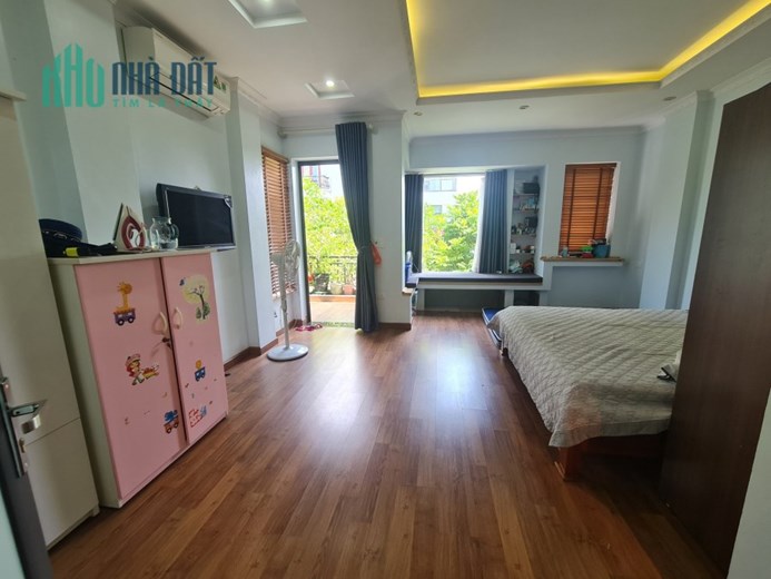 Bán nhà 3 tầng khu A Nam Đầm Vạc. DT 104m2