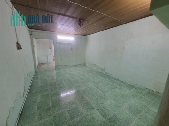 NHÀ C4 2 MẶT HẺM PHAN TÂY HỒ PHÚ NHUẬN.
NHÀ TRỐNG GIAO NGAY.
