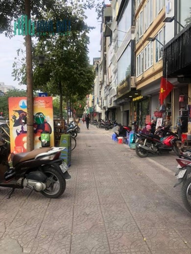 Chính chủ bán gấp nhà Mặt phố Hàng Muối giá 25 tỷ. 35mx5 tầng, Hè 3m.