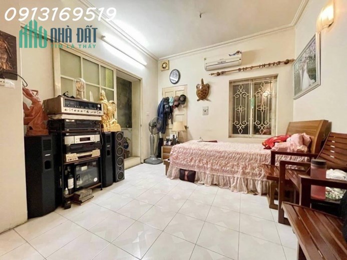 BÁN GẤP NHÀ NGÔ SĨ LIÊN, 24m2x 4T, MT3.6m, Ô TÔ ĐỖ CỔNG, LÔ GÓC, KINH DOANH, CHỈ HƠN 2 TỶ
