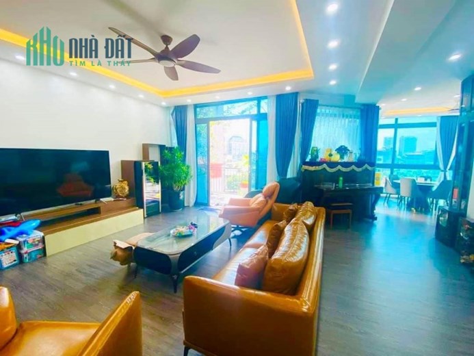 Bán nhà Phố Phương Liệt, Hoàng Mai, 130m2, MT: 9m, view hồ, kinh doanh, dòng tiền 150tr/ tháng