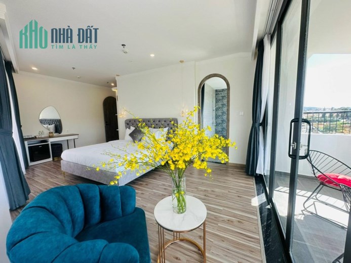 Bán khách sạn Đặng Thái Thân Đà Lạt view rừng thông