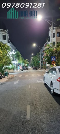 CHÍNH CHỦ CHO THUÊ TẦNG 1 LÔ GÓC NGÃ TƯ LK LACASTA VĂN PHÚ, HÀ ĐÔNG - Diện tích: 80m2