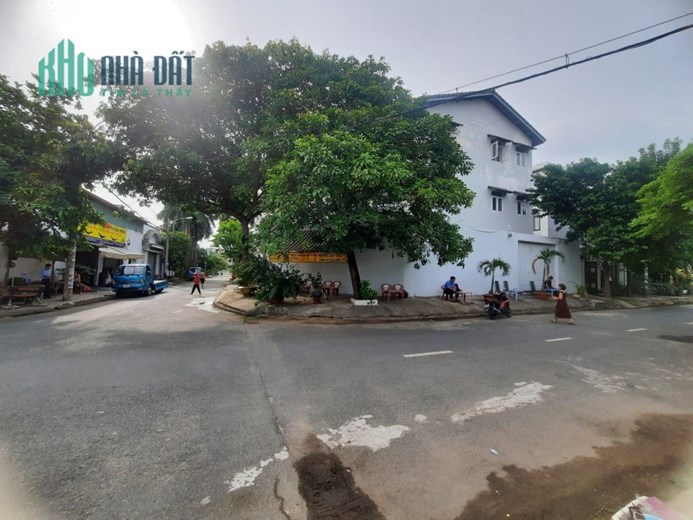 BÁN BIỆT THỰ .THẠNH LỘC .Q12  KHU VÍP ,SÁT GÒ VẤP 5P XE .228M ,GIÁ 23,5TY
